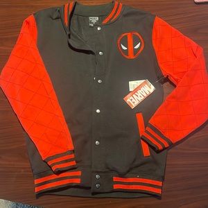 New with tags Men’s Medium Marvel Deadpool button jacket red and black.